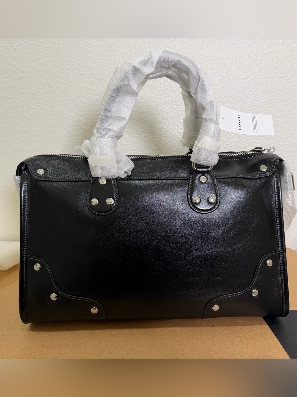 NWT Coach Rhyder 38 in Black Leather - Picture 5 of 9